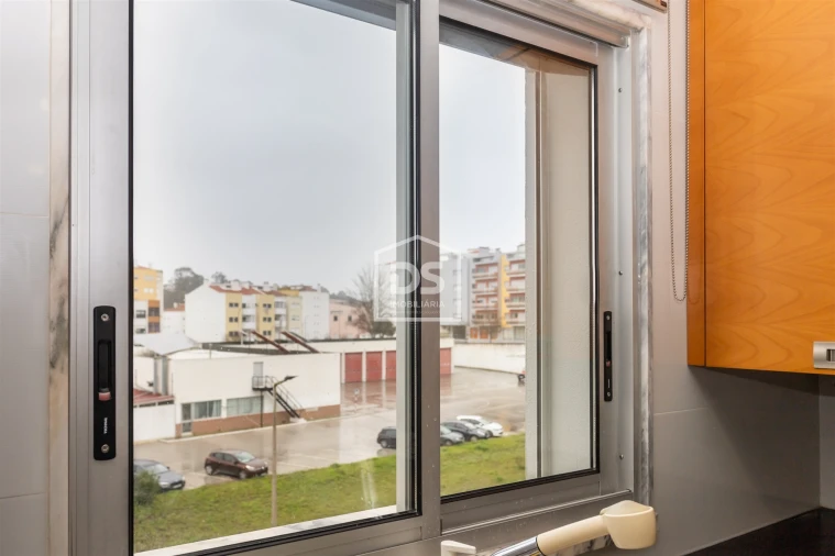 Apartamento T3 para Arrendamento em Alto do Seixalinho, Santo André e Verderena Foto 12