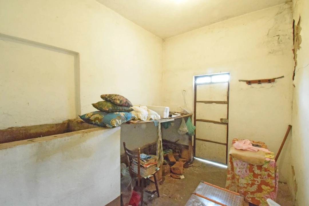 Moradia T5 para Venda em Dominguizo Foto 24