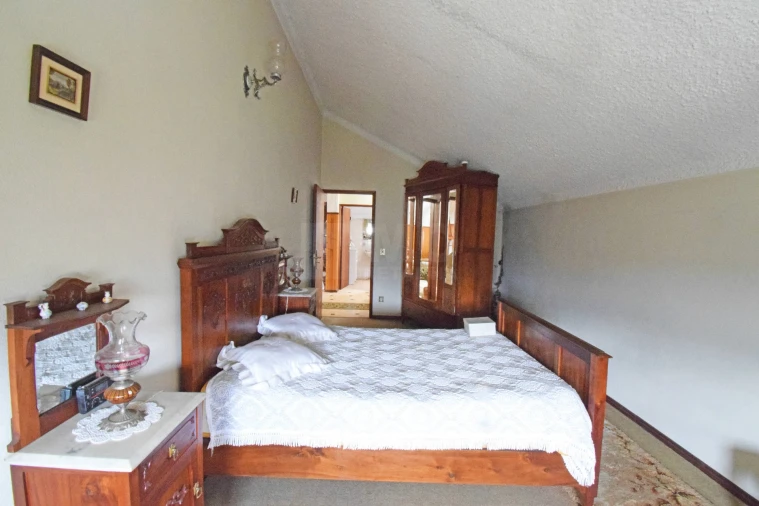 Moradia T5 para Venda em Dominguizo Foto 15