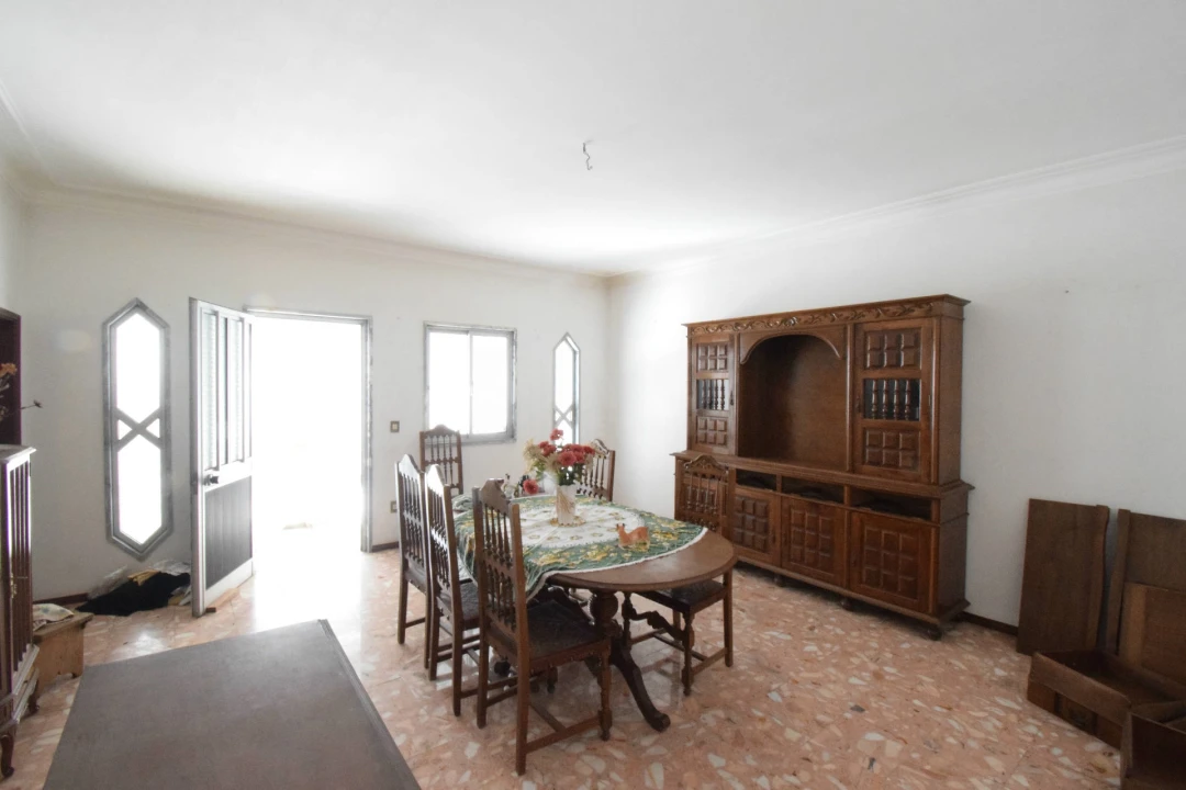 Moradia T5 para Venda em Dominguizo Foto 5