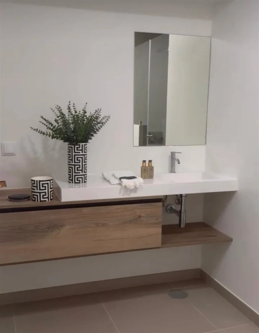 Apartamento T1 para Venda em Carcavelos e Parede Foto 13