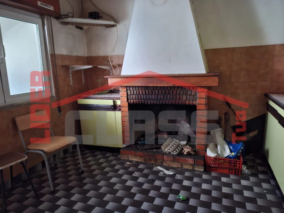 Moradia T4 para Venda em Sé, Santa Maria e Meixedo Foto 2