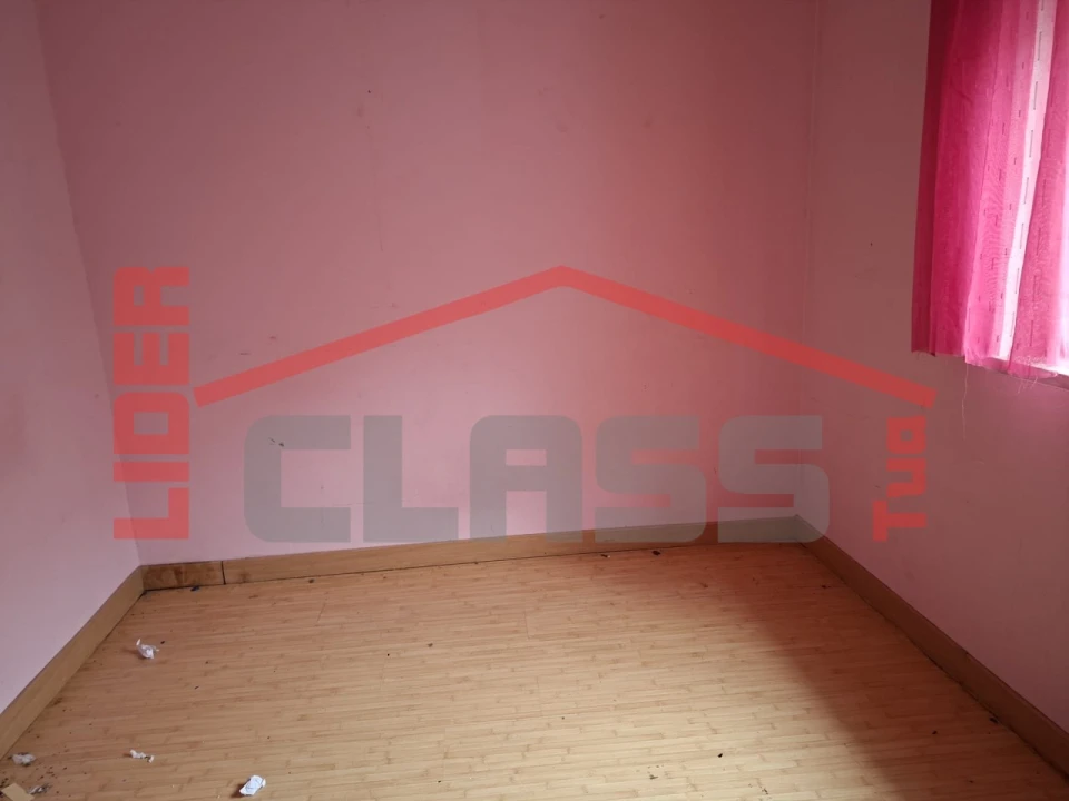 Moradia T4 para Venda em Sé, Santa Maria e Meixedo Foto 6