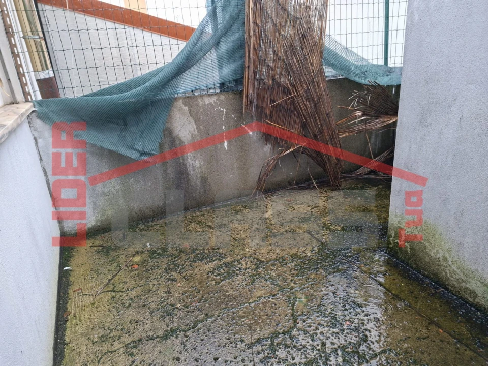 Moradia T4 para Venda em Sé, Santa Maria e Meixedo Foto 12