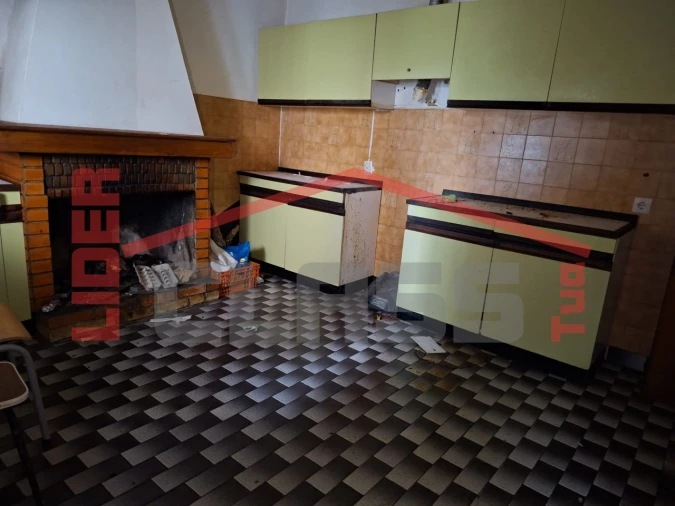 Moradia T4 para Venda em Sé, Santa Maria e Meixedo Foto 16