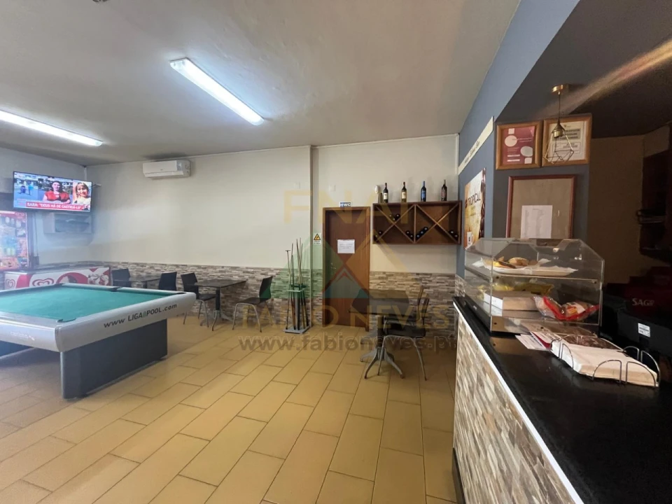 Negócio para Arrendamento em Gemieira Foto 6