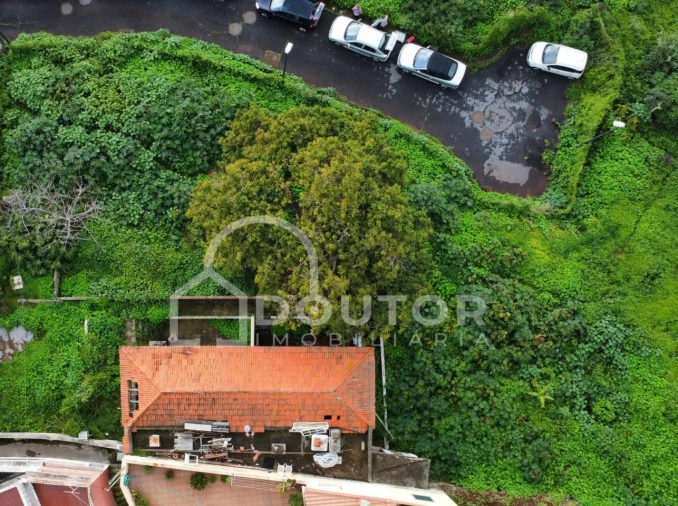 Moradia T3 para Venda em Santo Antonio Foto 13