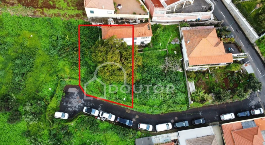 Moradia T3 para Venda em Santo Antonio Foto 2