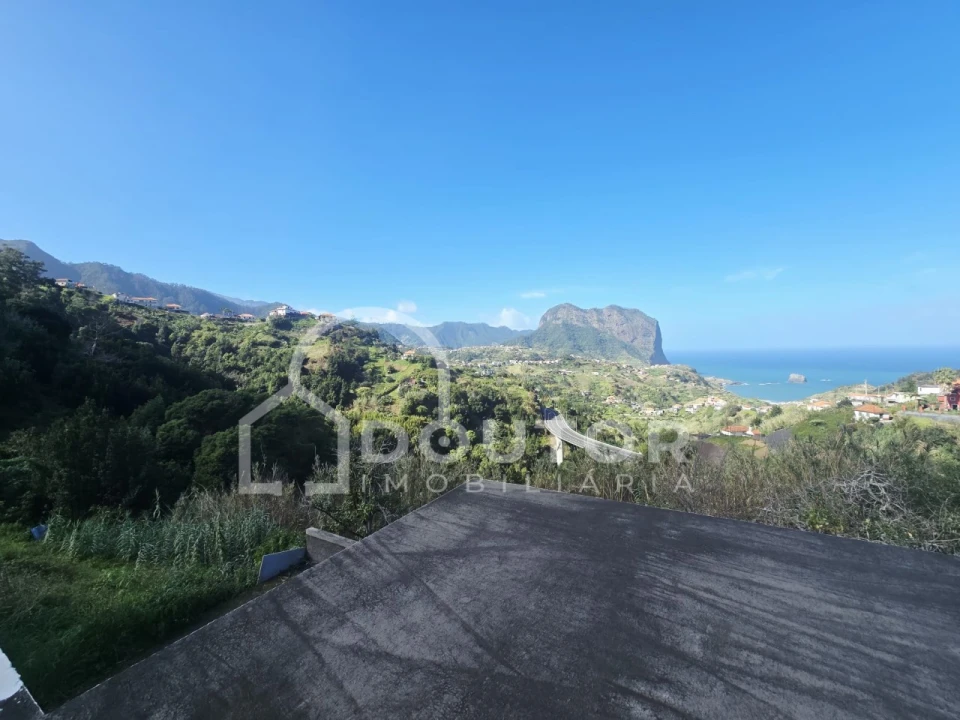 Moradia T2 para Venda em Porto da Cruz Foto 12