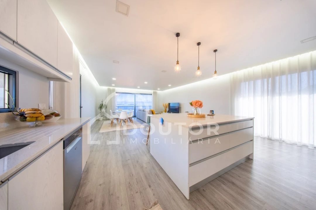 Moradia T3 para Venda em Gaula Foto 8