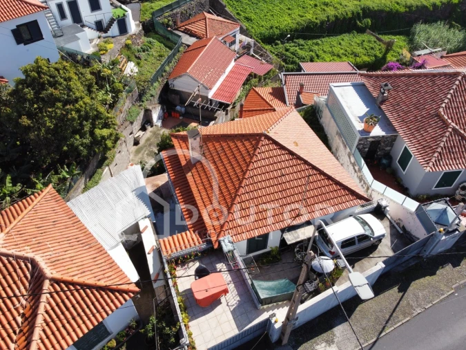 Moradia T4 para Venda em Funchal (Santa Maria Maior) Foto 4