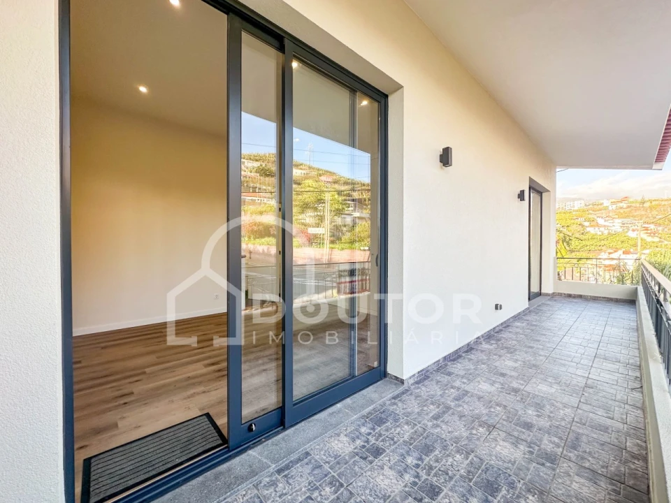 Moradia T3 para Venda em Camara de Lobos Foto 20