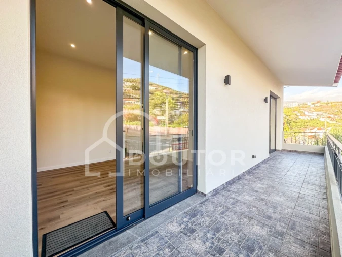 Moradia T3 para Venda em Camara de Lobos Foto 20