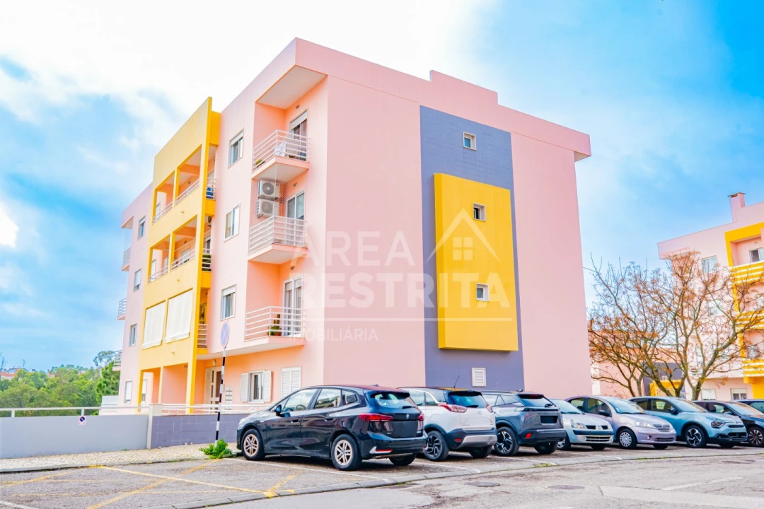 Apartamento T3 para Venda em Corroios Foto 1