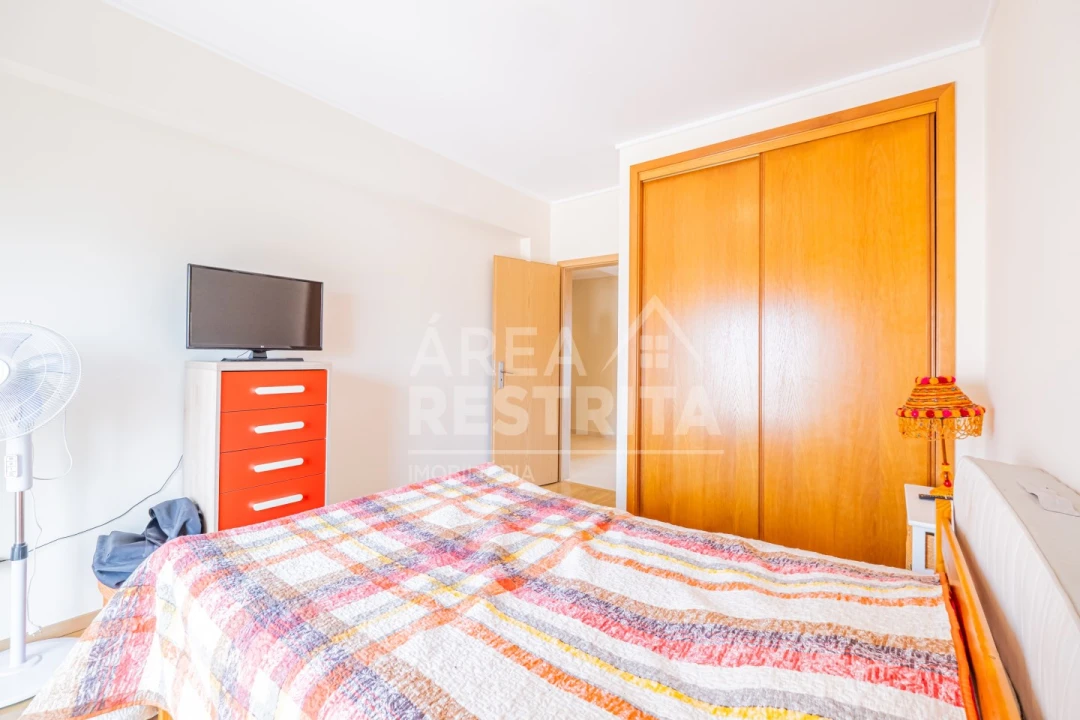 Apartamento T3 para Venda em Corroios Foto 18