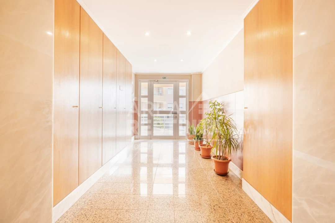 Apartamento T3 para Venda em Corroios Foto 45