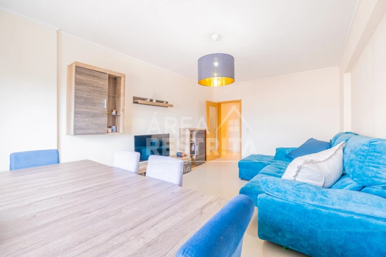 Apartamento T3 para Venda em Corroios Foto 5