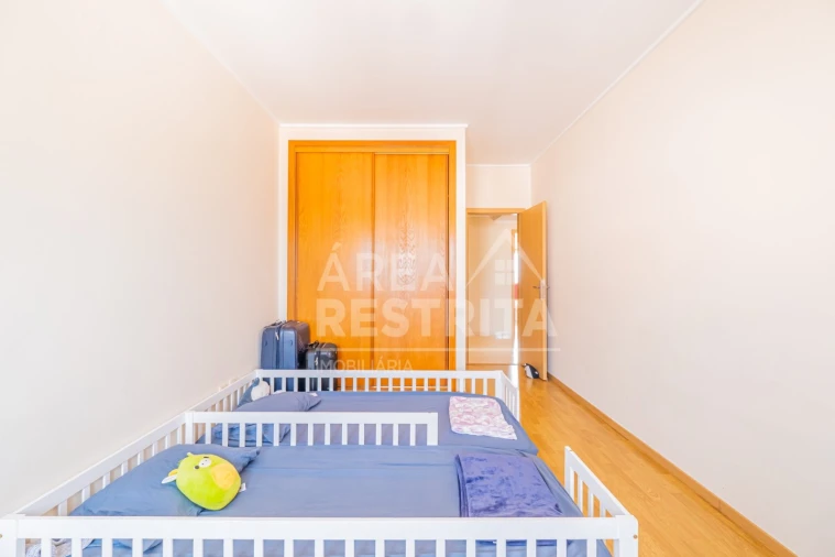 Apartamento T3 para Venda em Corroios Foto 12