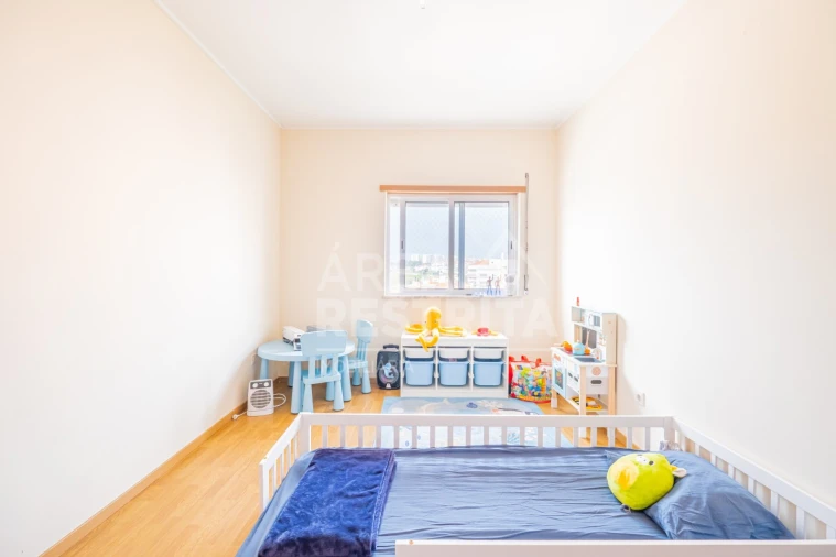 Apartamento T3 para Venda em Corroios Foto 15