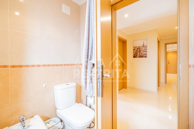 Apartamento T3 para Venda em Corroios Foto 30