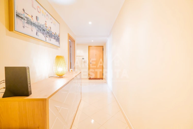 Apartamento T3 para Venda em Corroios Foto 40