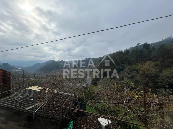 Moradia T5 para Venda em Santa Cruz da Trapa e São Cristóvão de Lafões Foto 12