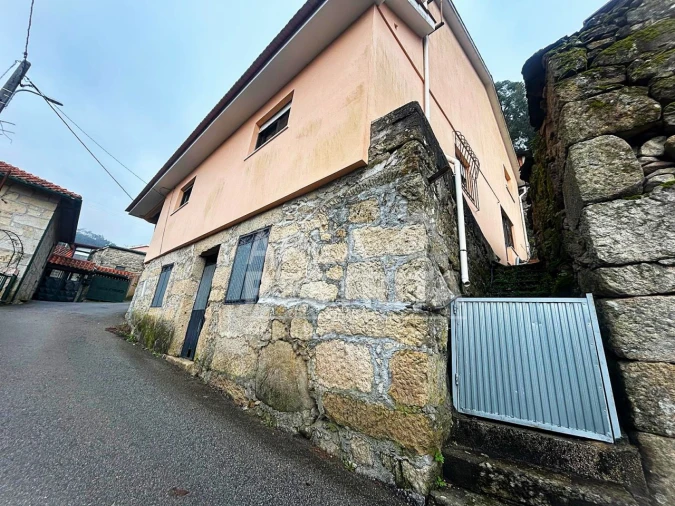 Moradia T5 para Venda em Santa Cruz da Trapa e São Cristóvão de Lafões Foto 24