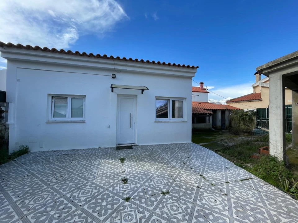 Moradia T1 para Venda em Fernao Ferro Foto 6