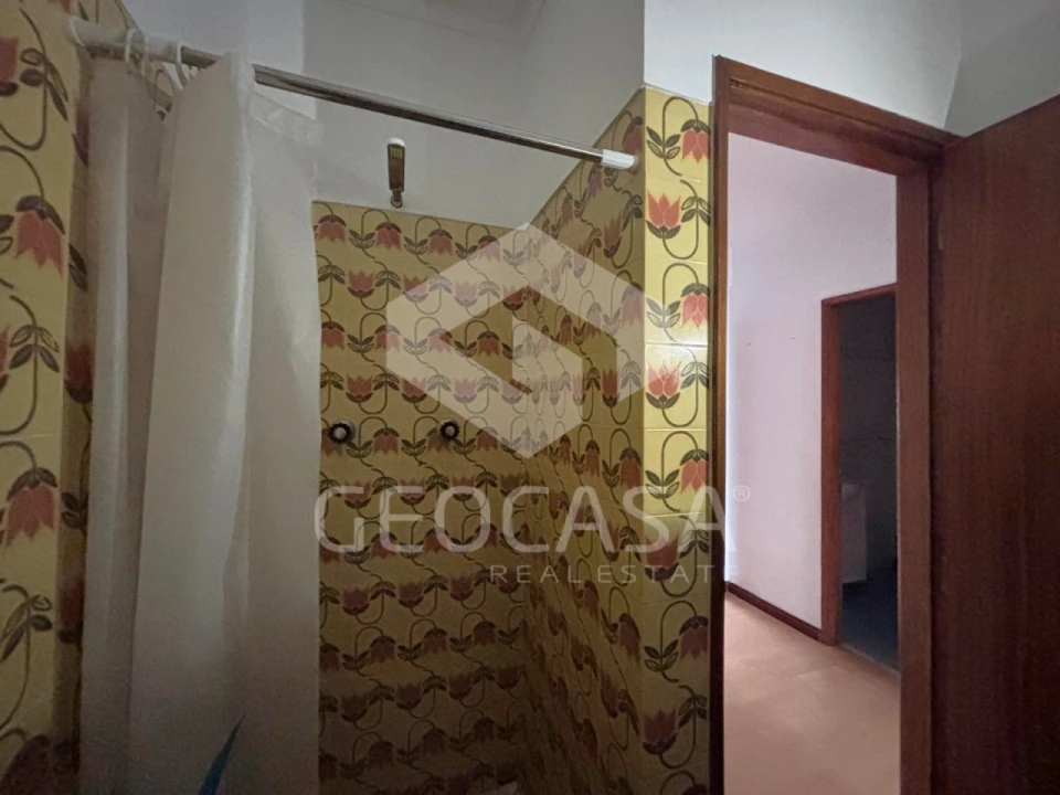 Apartamento T3 para Venda em Carcavelos e Parede Foto 15