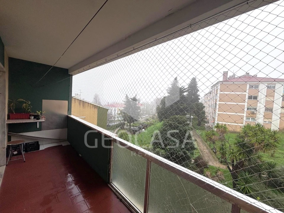 Apartamento T3 para Venda em Carcavelos e Parede Foto 19