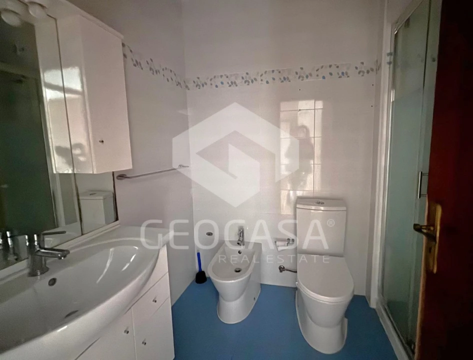 Apartamento T3 para Venda em Carcavelos e Parede Foto 21