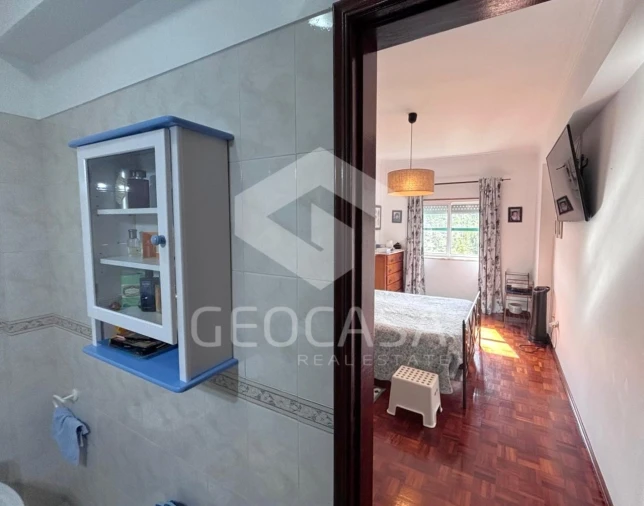 Apartamento T3 para Venda em Algueirão-Mem Martins Foto 17