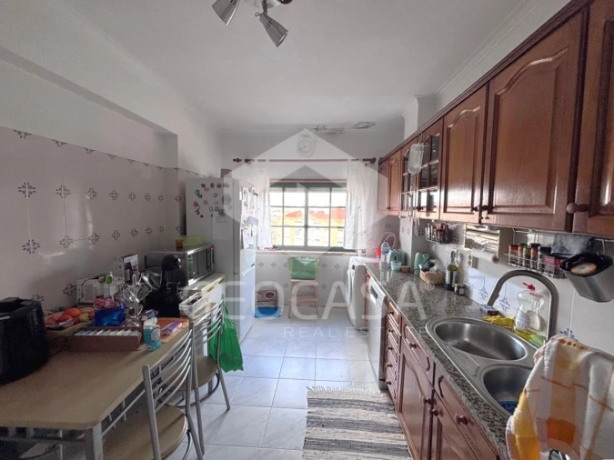 Apartamento T3 para Venda em Algueirão-Mem Martins Foto 4