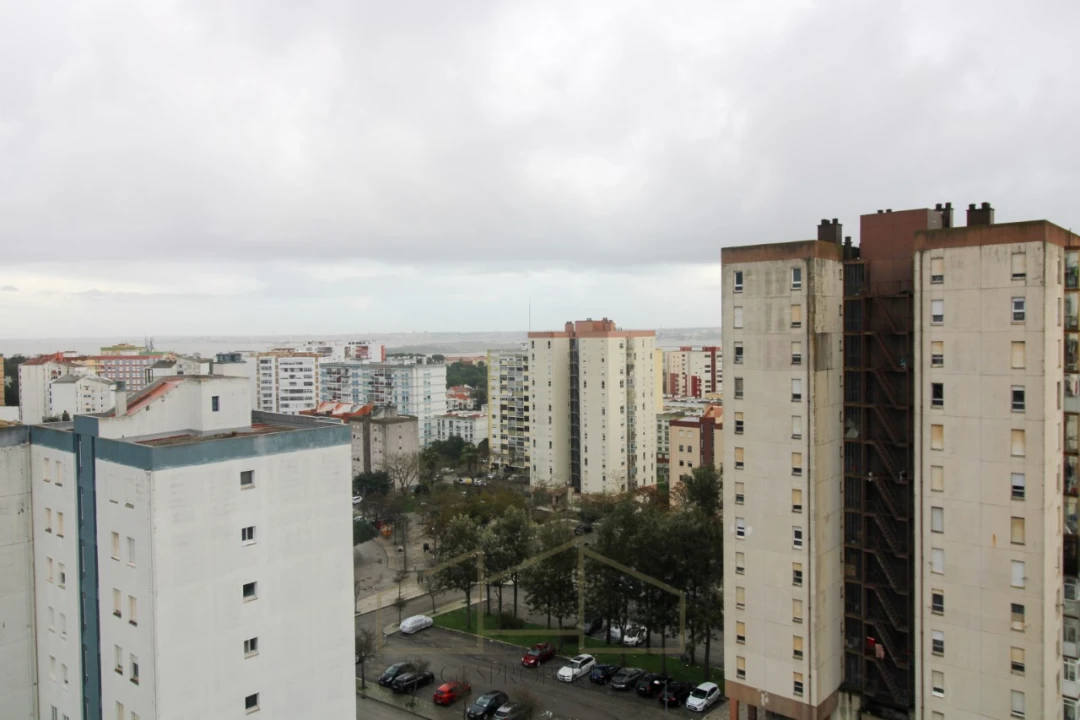 Apartamento T3 para Venda em Laranjeiro e Feijó Foto 21