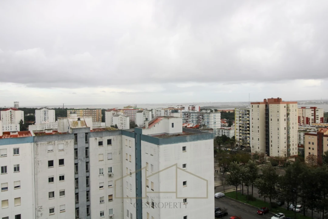 Apartamento T3 para Venda em Laranjeiro e Feijó Foto 22
