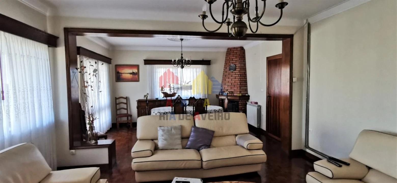 Moradia T4 para Venda em Monte Foto 6