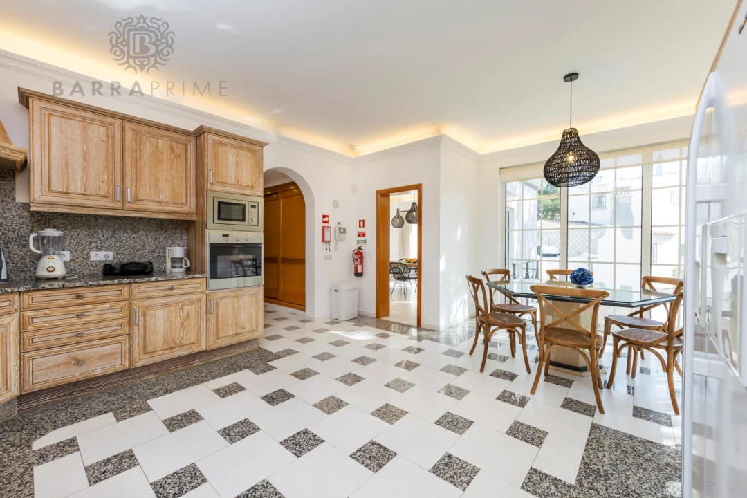 Moradia T5 para Venda em Almancil Foto 19