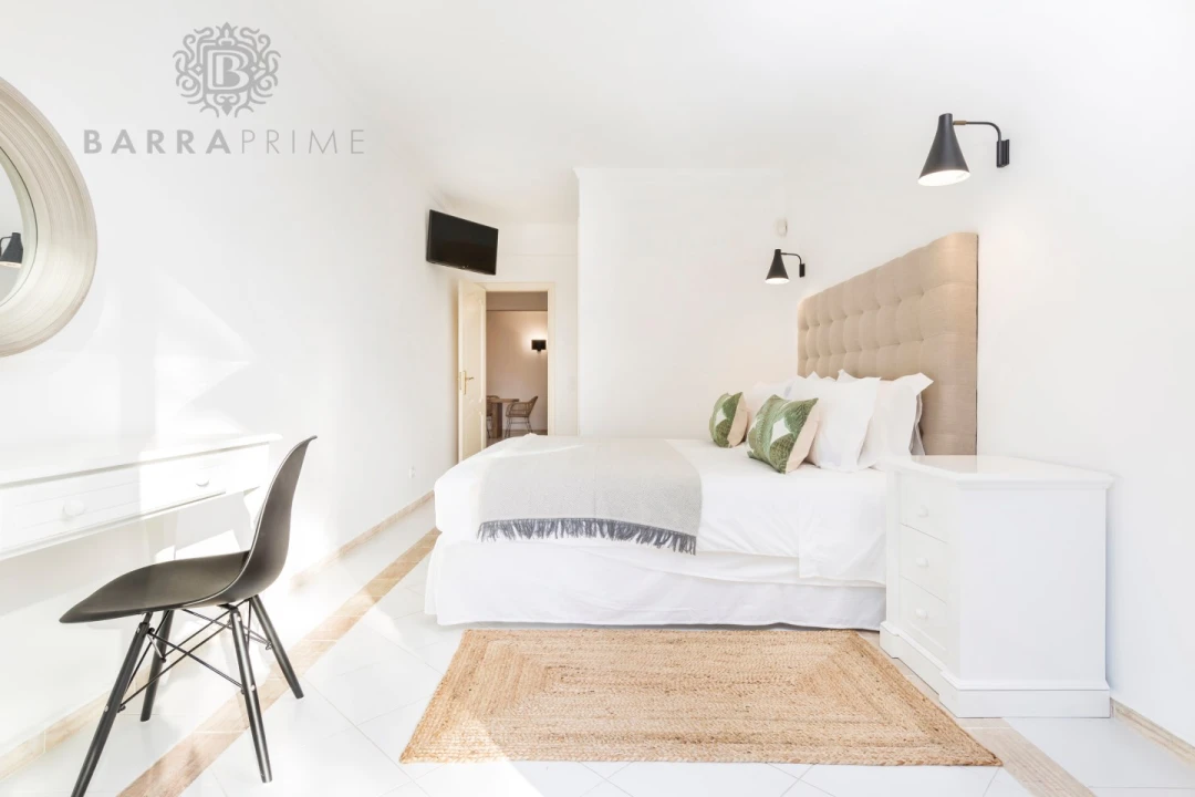 Moradia T5 para Venda em Almancil Foto 33