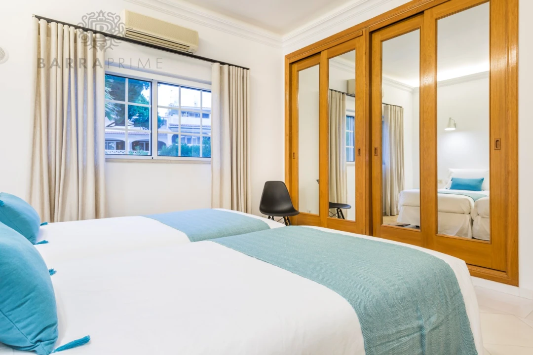 Moradia T5 para Venda em Almancil Foto 65