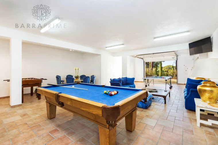 Moradia T5 para Venda em Almancil Foto 5