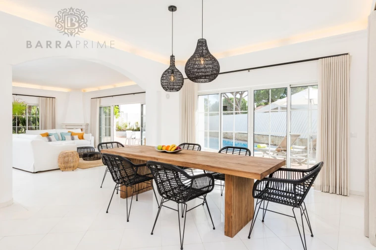 Moradia T5 para Venda em Almancil Foto 16