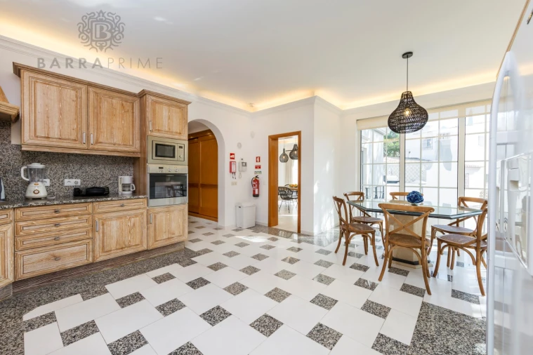 Moradia T5 para Venda em Almancil Foto 19