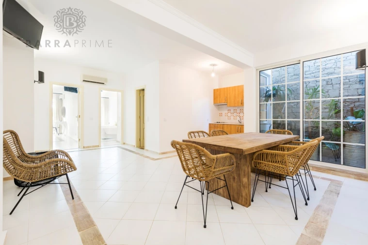 Moradia T5 para Venda em Almancil Foto 25