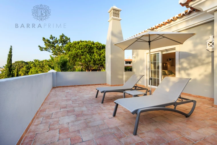 Moradia T5 para Venda em Almancil Foto 53