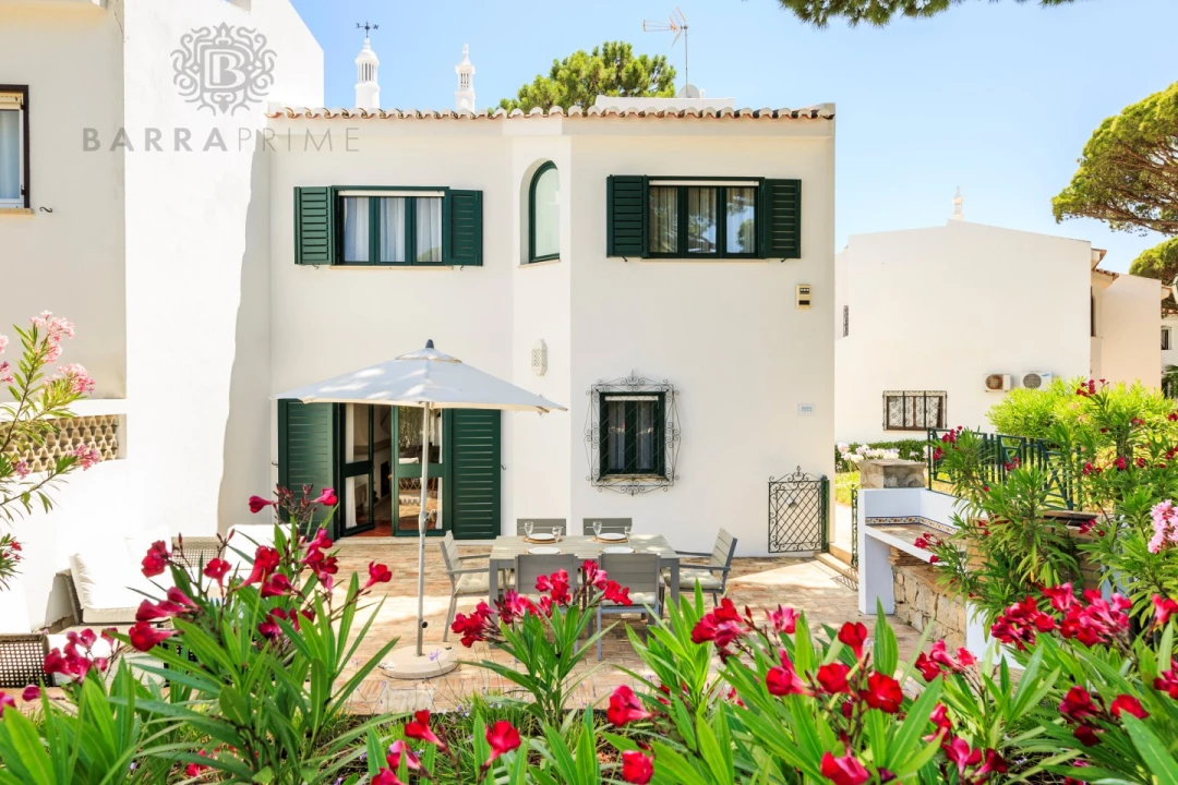 Moradia T3 para Venda em Almancil Foto 1