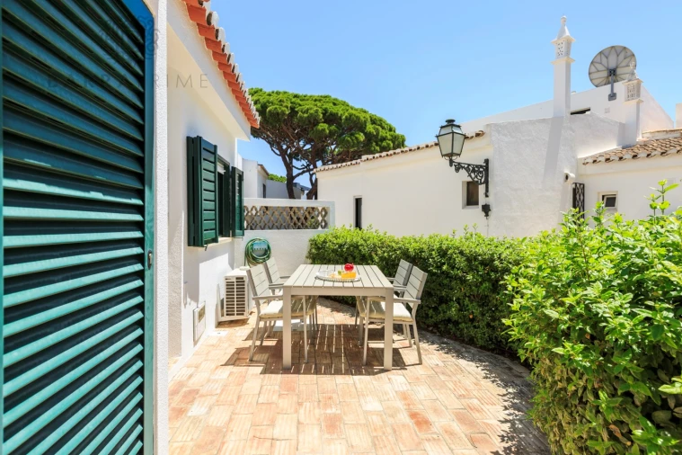 Moradia T3 para Venda em Almancil Foto 3