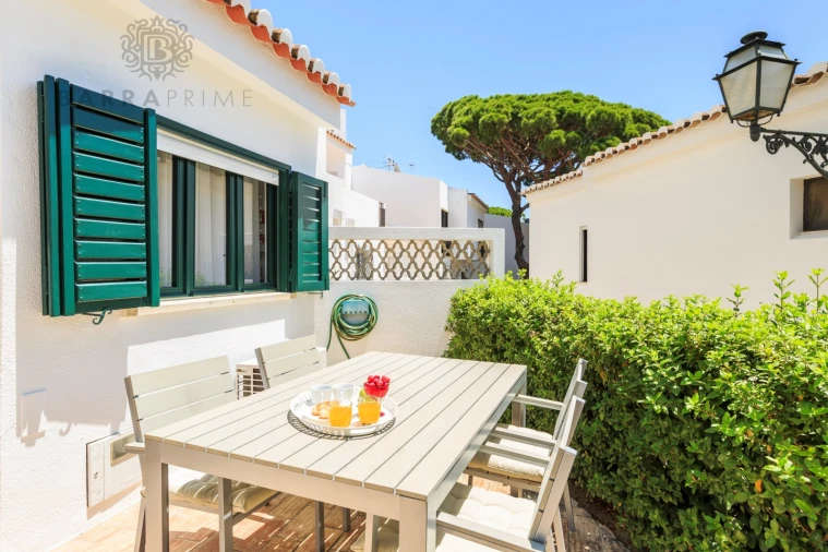 Moradia T3 para Venda em Almancil Foto 4