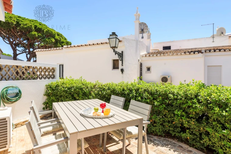 Moradia T3 para Venda em Almancil Foto 5