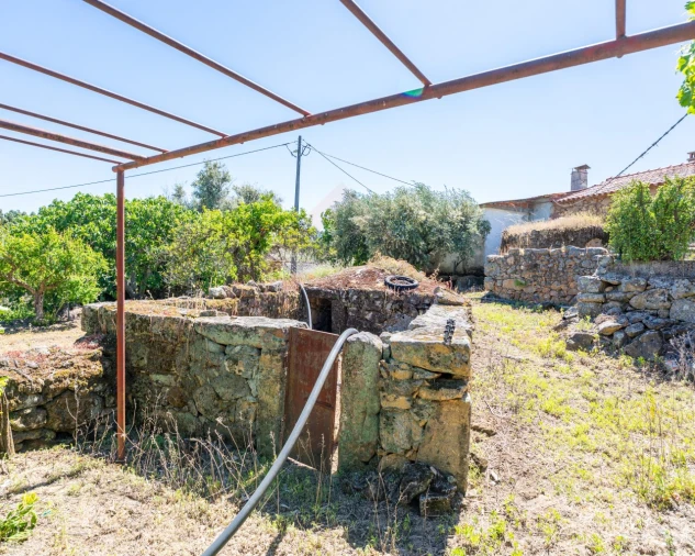 Quinta T3 para Venda em Vale de Prazeres e Mata da Rainha Foto 32