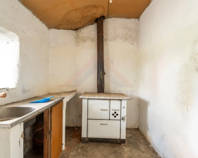 Moradia T6 para Venda em Unhais da Serra Foto 32